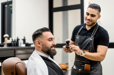 Cansado da Rotina? Descubra o Barbeiro em Domicílio Premium em Nova Mutum: Seu Estilo Impecável, No Conforto e Privacidade do Seu Lar!