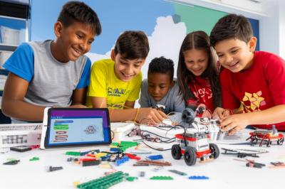 Seu Filho Merece Mais do que Telas: Desperte o Gênio do Futuro com Aulas de Robótica em Nova Mutum!